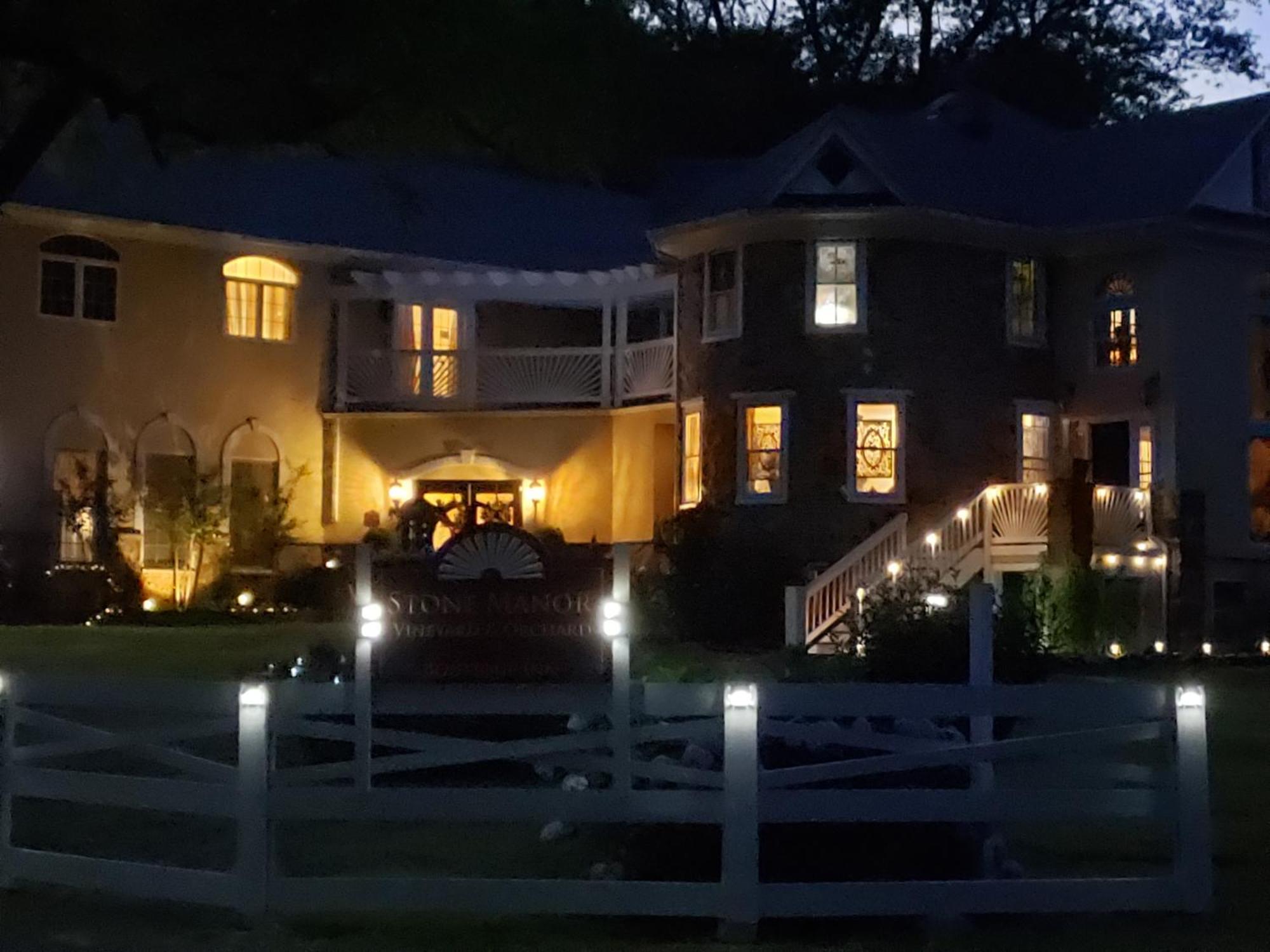 Stone Manor Boutique Inn Britain Zewnętrze zdjęcie