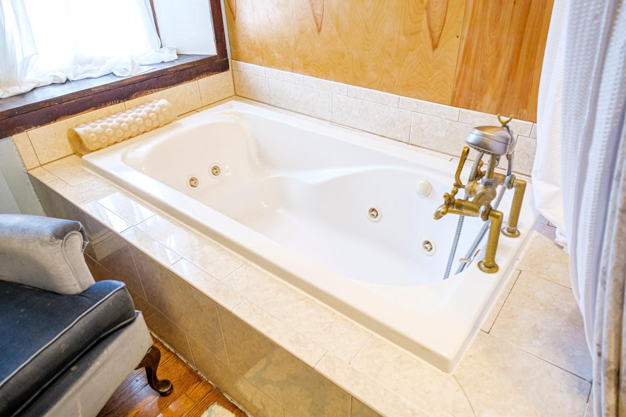 Stone Manor Boutique Inn Britain Zewnętrze zdjęcie