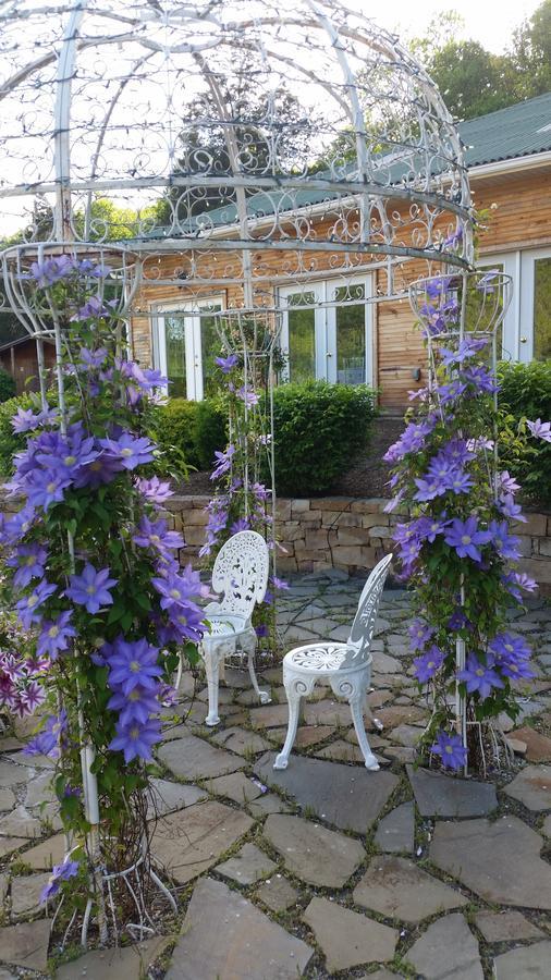 Stone Manor Boutique Inn Britain Zewnętrze zdjęcie